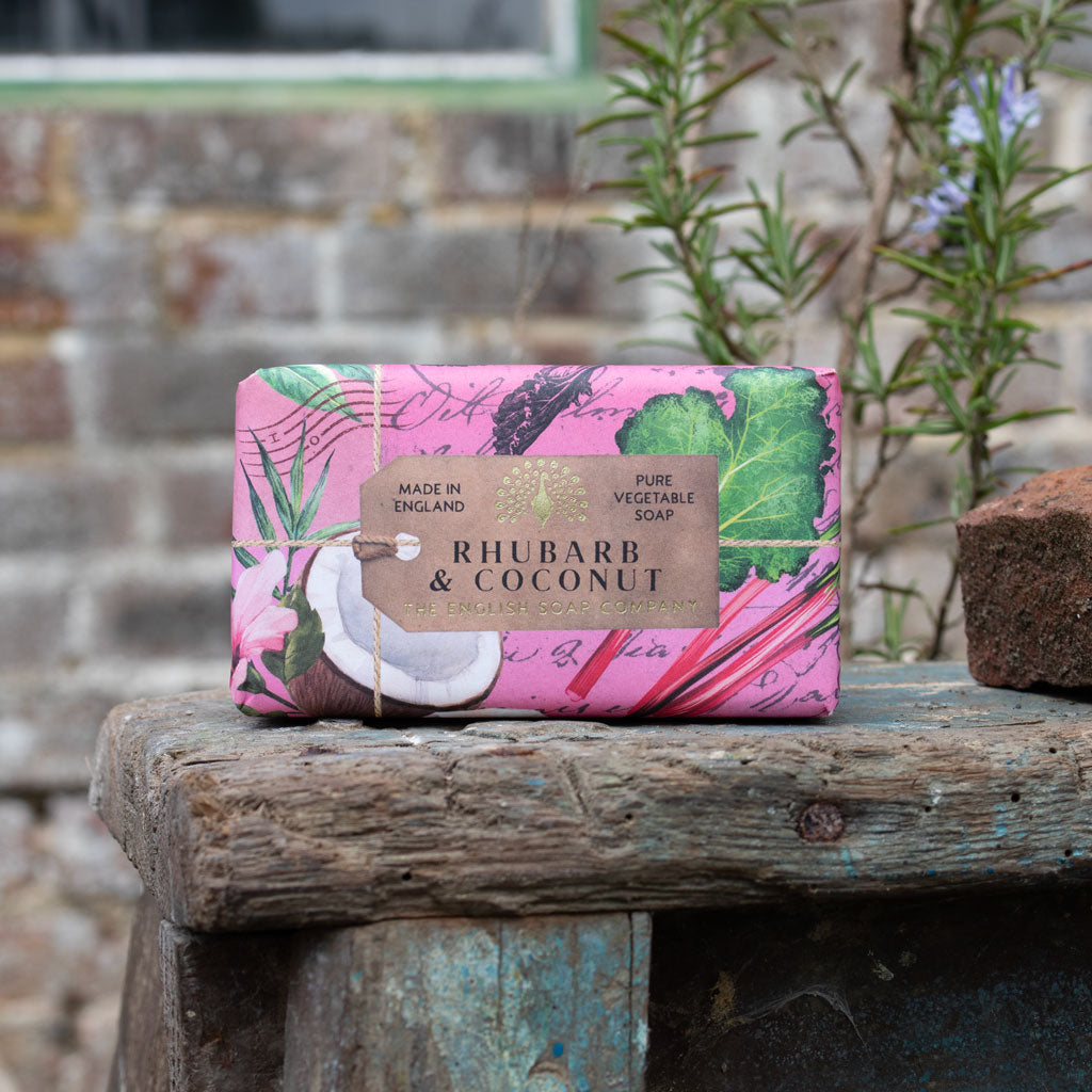 English Soap Company, Anniversary Rhubarb & Coconut Soap, 190g